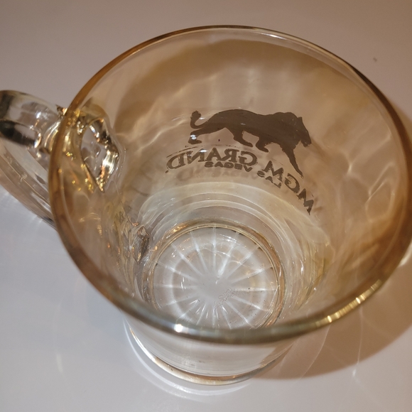 MGM GRAND MUG - Picture 4 of 5